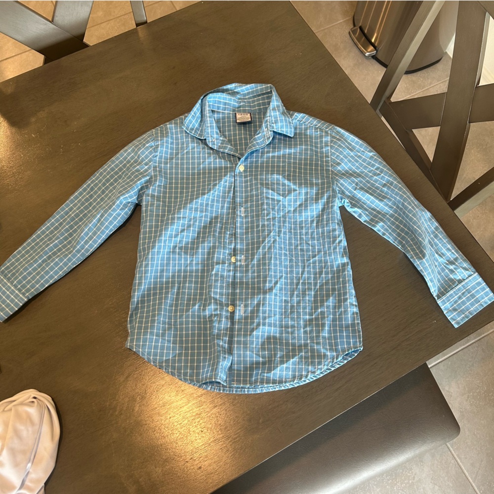 Izod button down boy